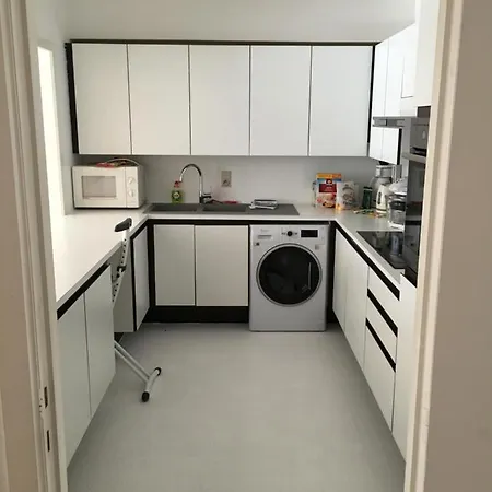 Klara App - Gorgeous 3bdrs 3min To The Beach - Wifi+parking Apartment *